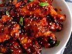 Featured image for Spicy Korean-Style Fried Chicken Wings With Gochujang