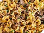 Featured image for How To Make Beef Stroganoff With Egg Noodles And Sour Cream